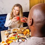 Boutique Albus Centre Hotell 4*