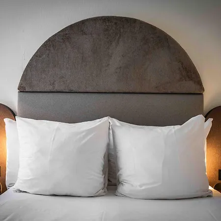 Boutique Albus Centre 4*